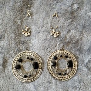 2 Sets of Earrings